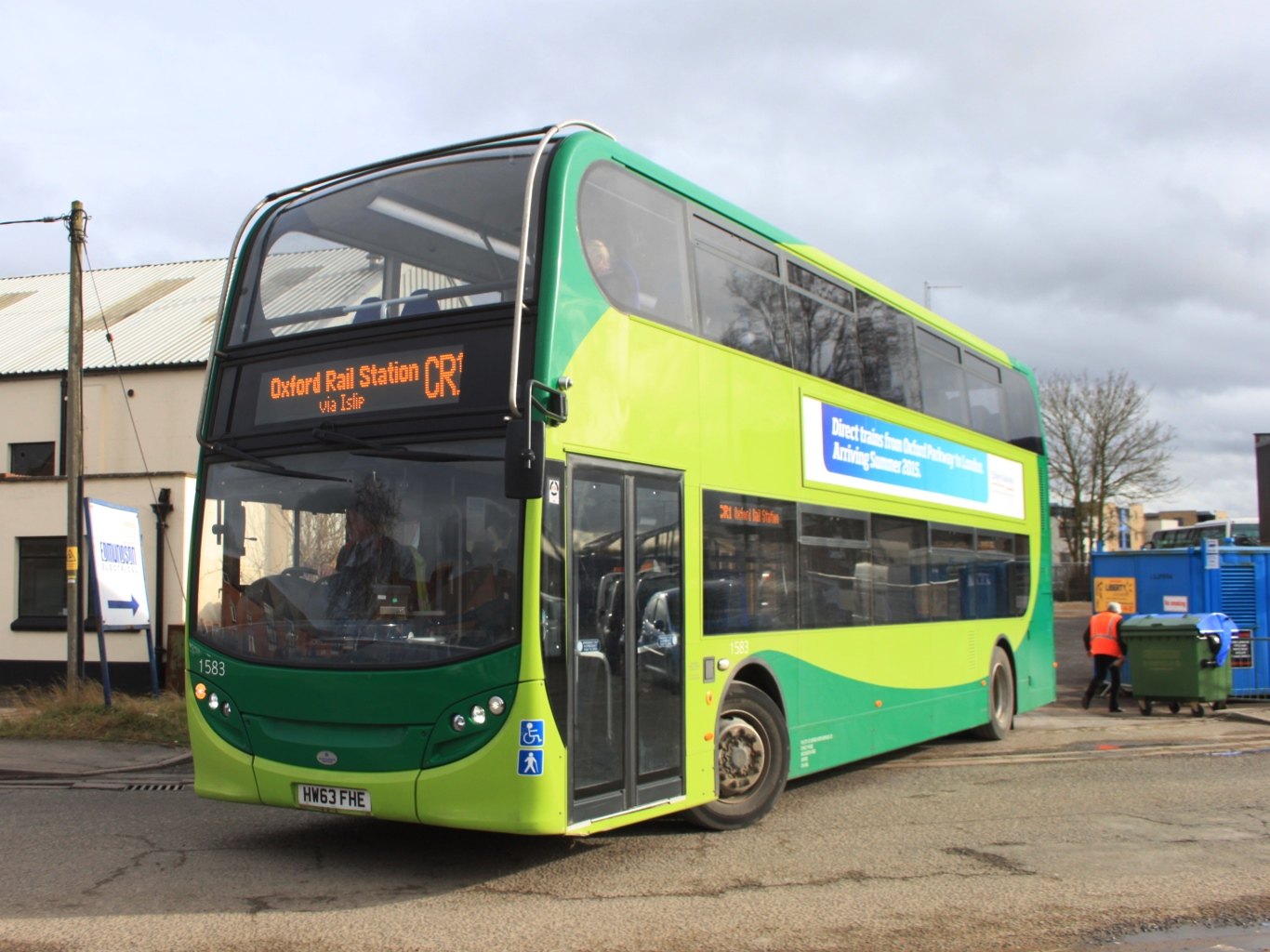 Bicester Oxford rail replacement bus 1583 (HW63FHE)
