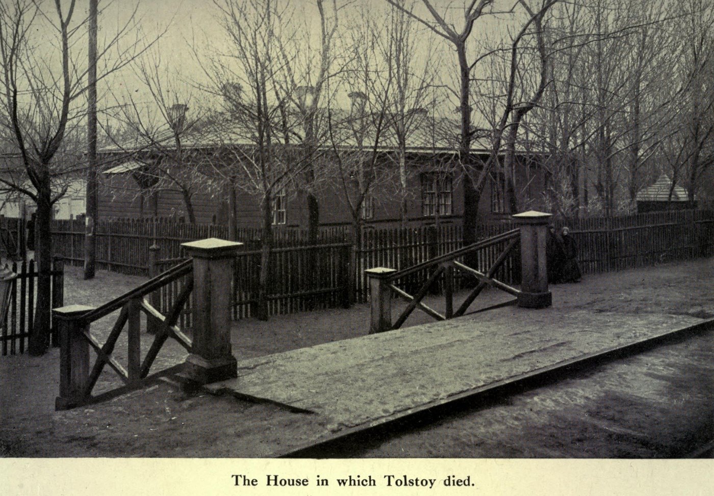 Tolstoy death house