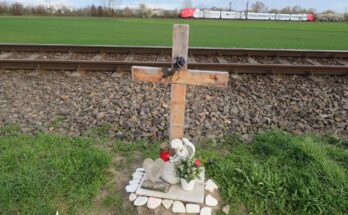 Bahngleis Regionalbahn Kreuz