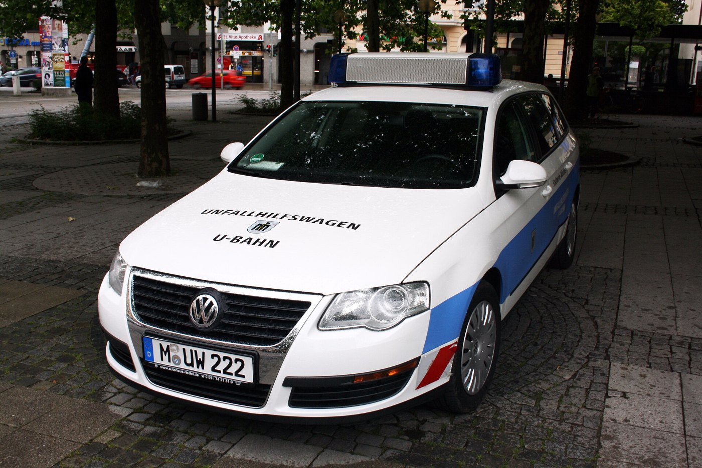 Unfallhilfswagen der U Bahn Wache in Munich Am Harras