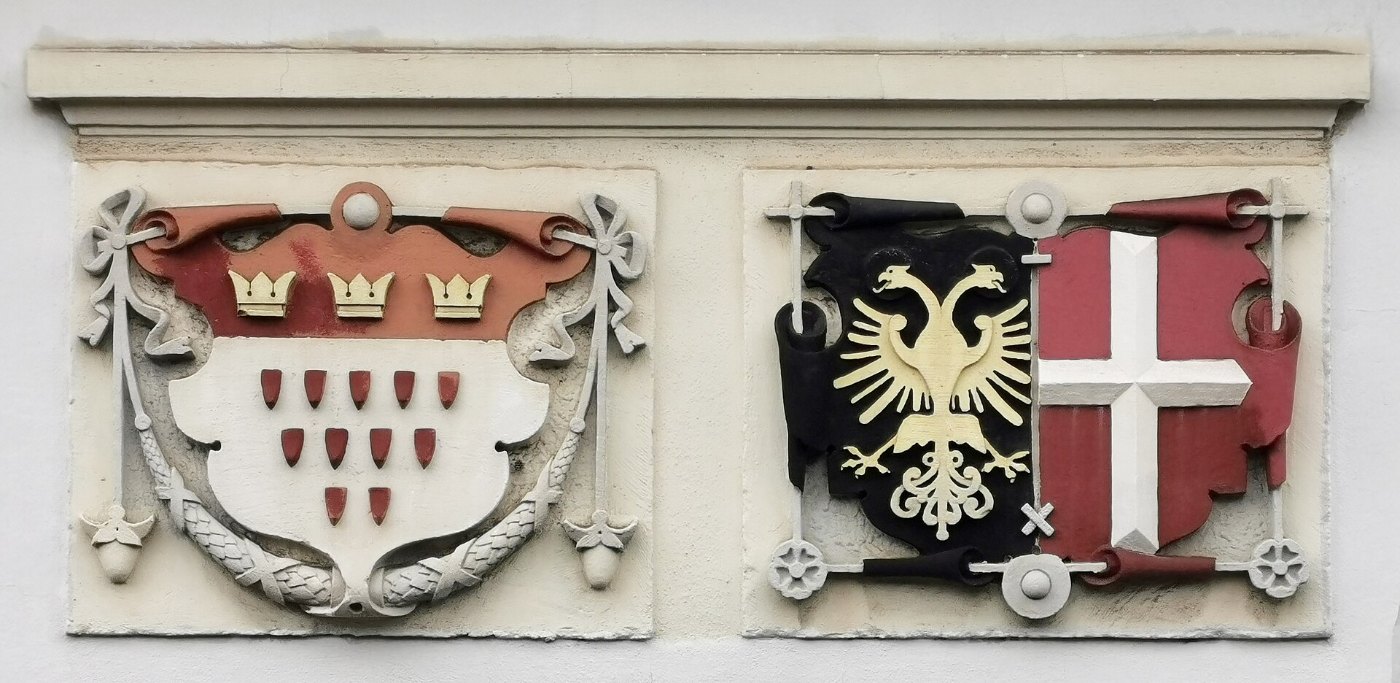 Wappen im Hbf Neuss