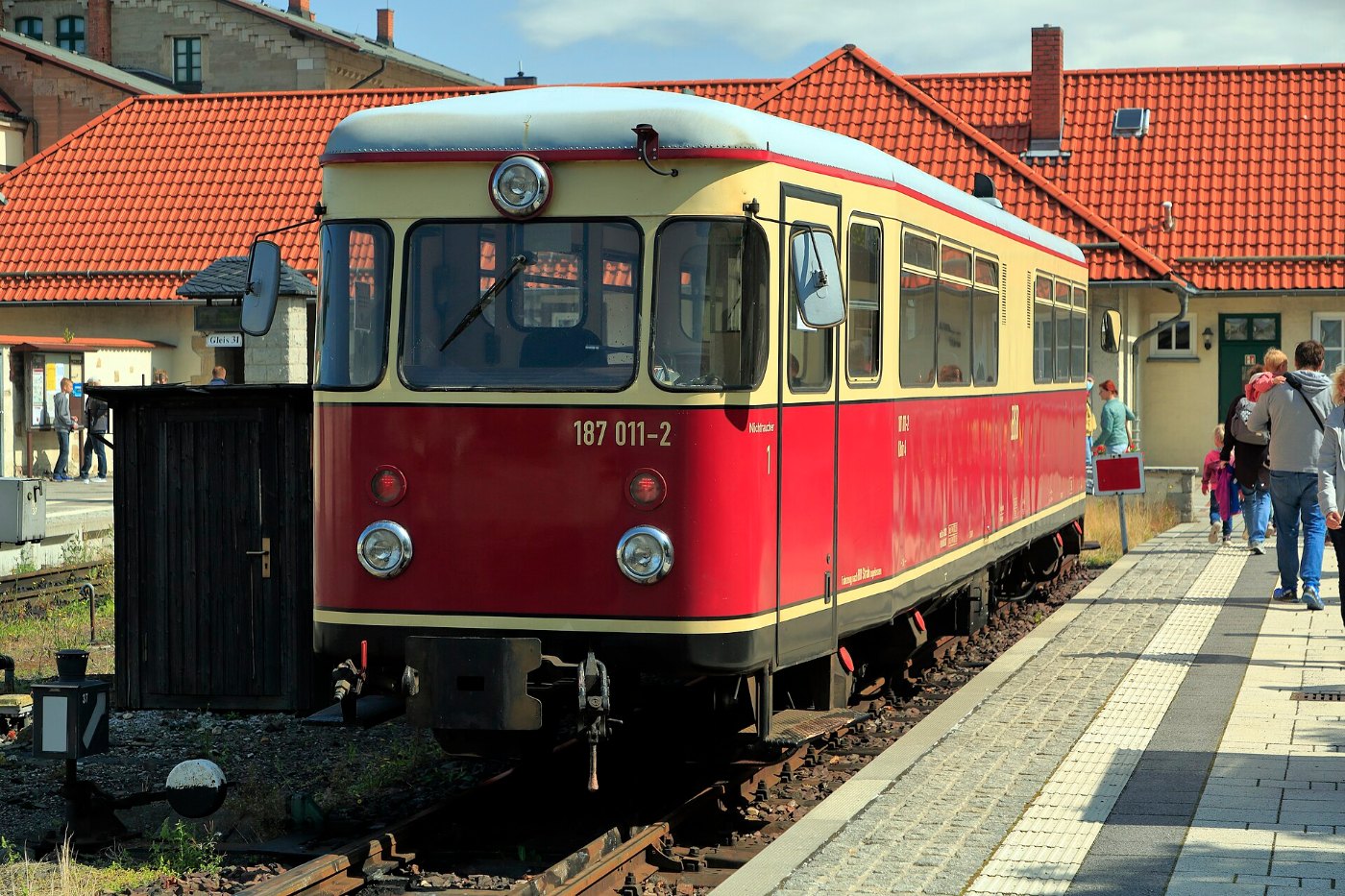 J39 827 Bf Wernigerode Hbf, 187 011