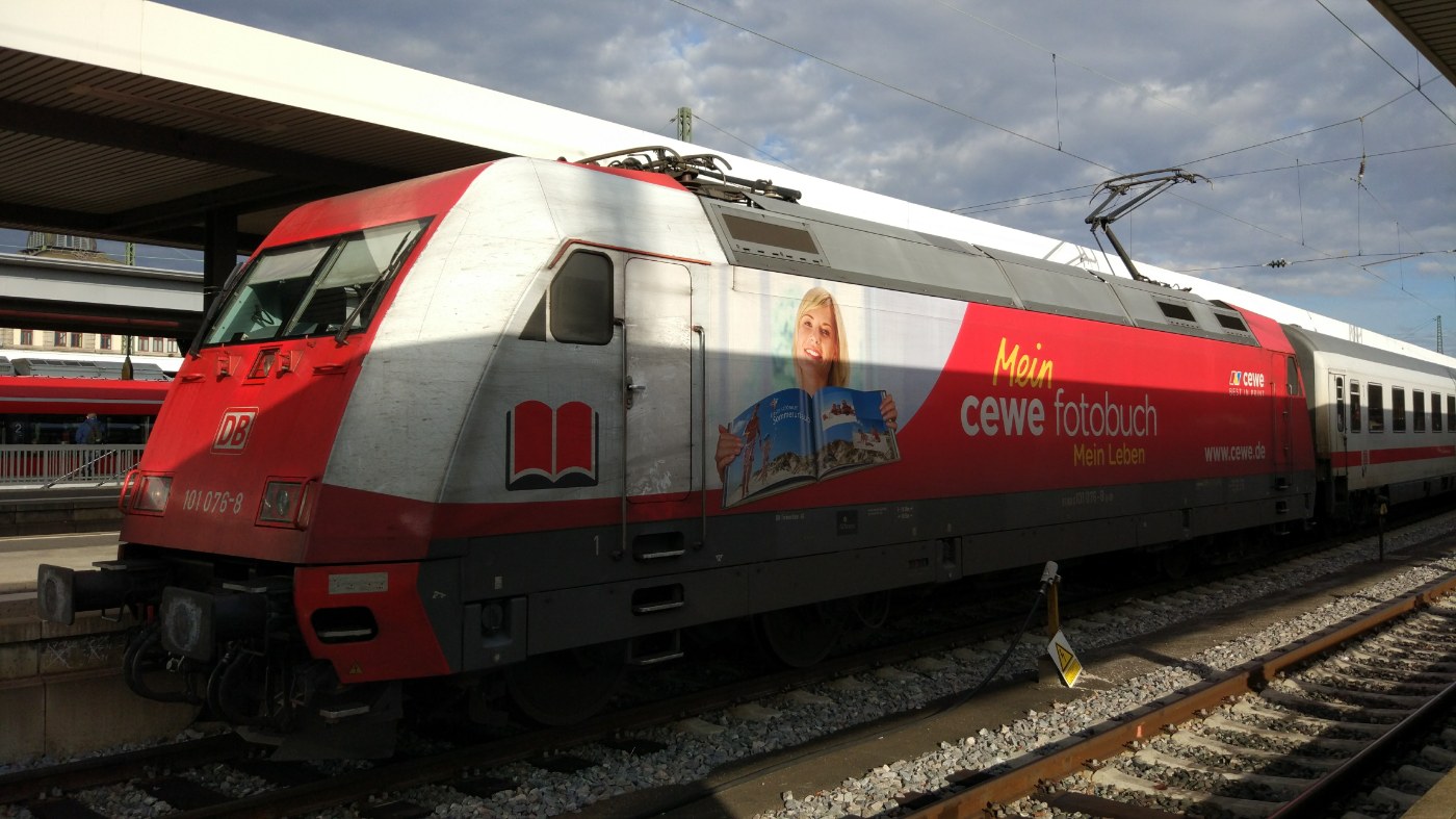 Lokomotive im Nürnberger Hauptbahnhof