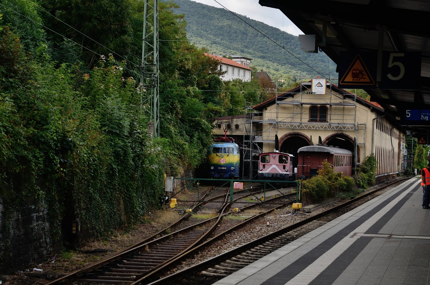 Neustadt an der Weinstraße Hauptbahnhof 1221