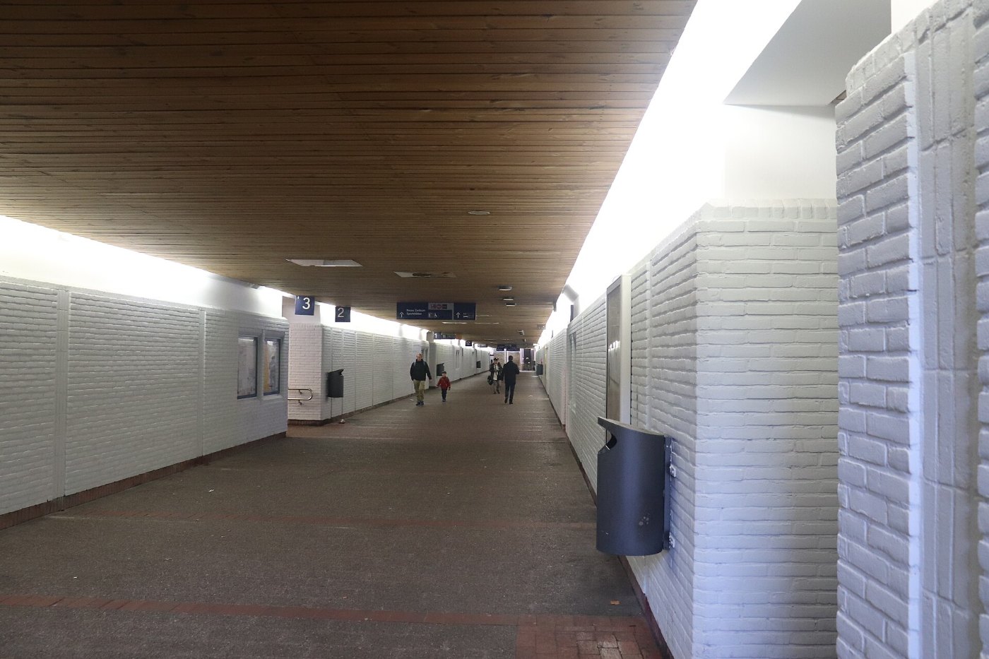 2018 10 31 10.26.03 Lehrte, Bahnhofstunnel