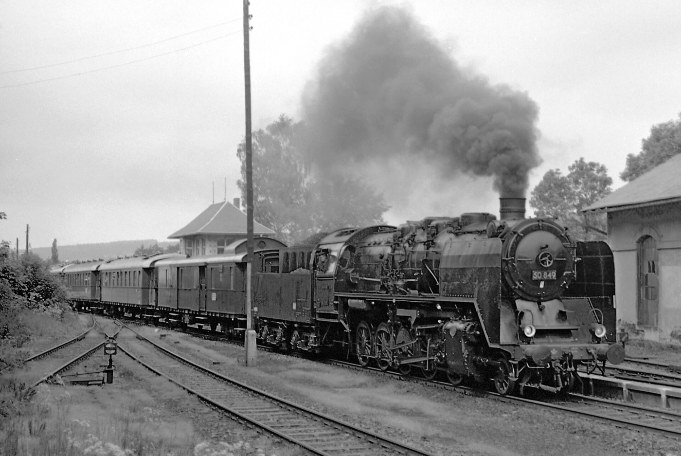 NR Olbernhau Bahnhof mit Dampflok 50 849