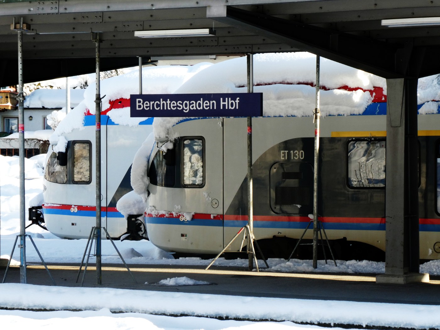 Züge am Hauptbahnhof Berchtesgaden