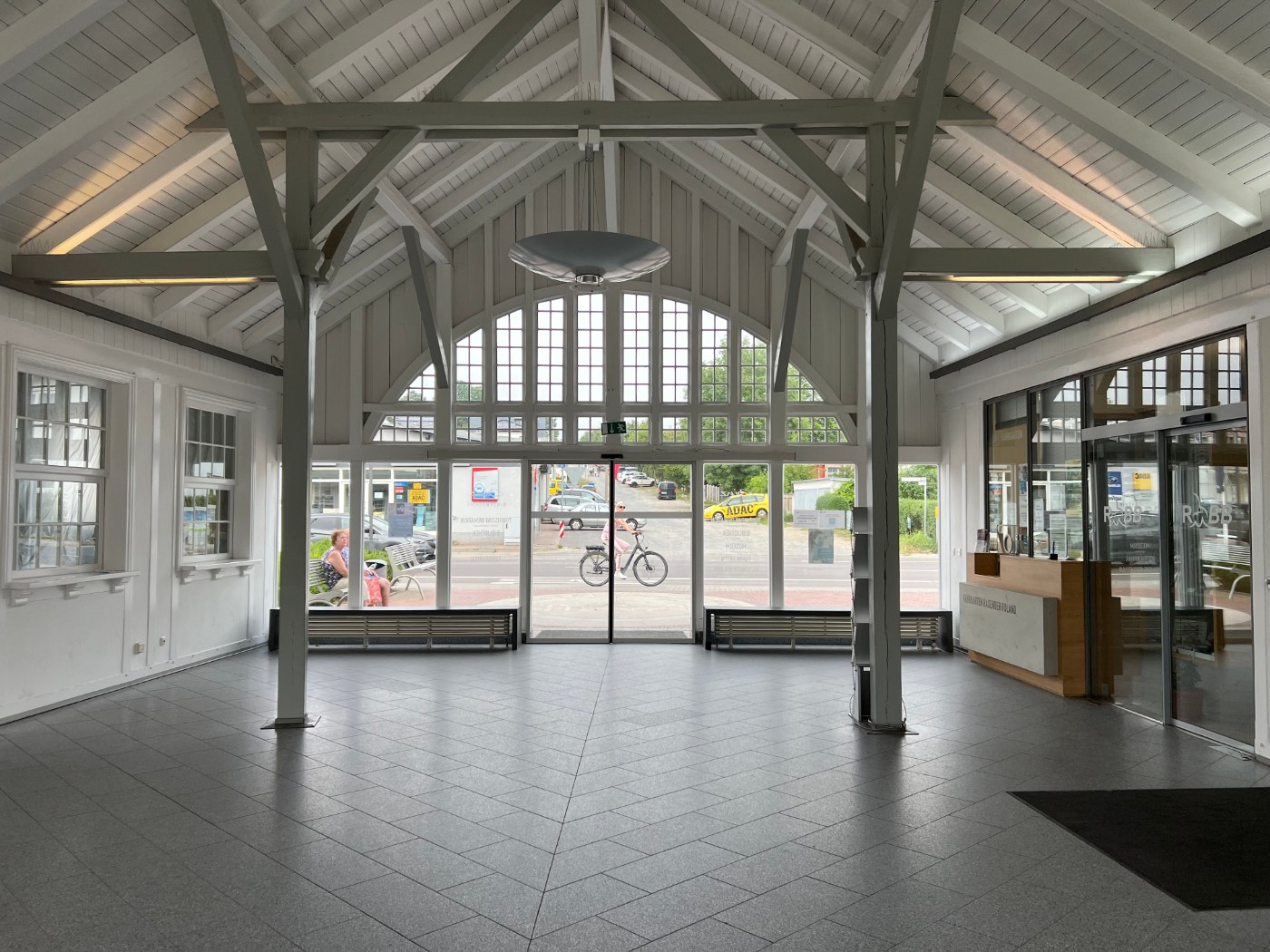 Empfangsgebäude Binz LB