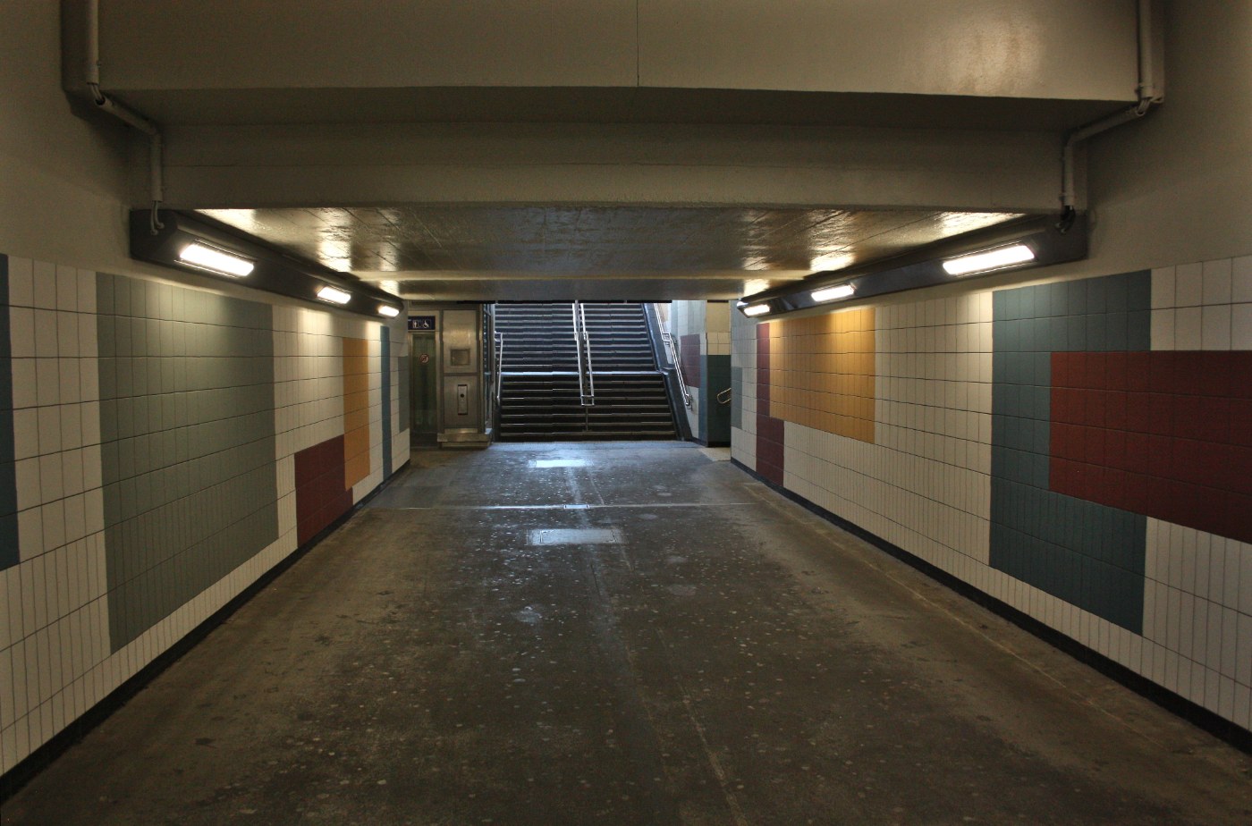 Bahnhof Friedrichshafen Stadt, Bahnsteig