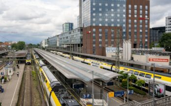 Freiburger Hauptbahnhof mit Intercity-Hotel