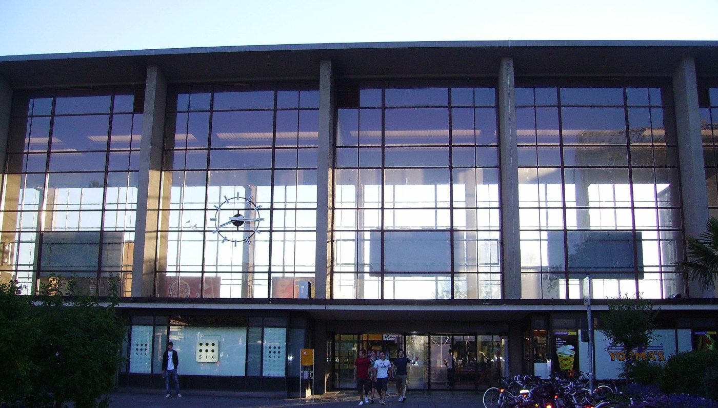 Heidelberg Hauptbahnhof, Empfangsgebäude