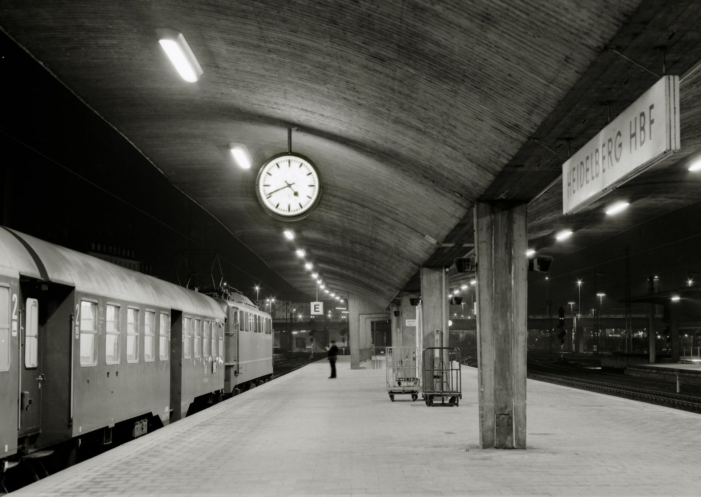 Lokomotive im Heidelberger Hauptbahnhof