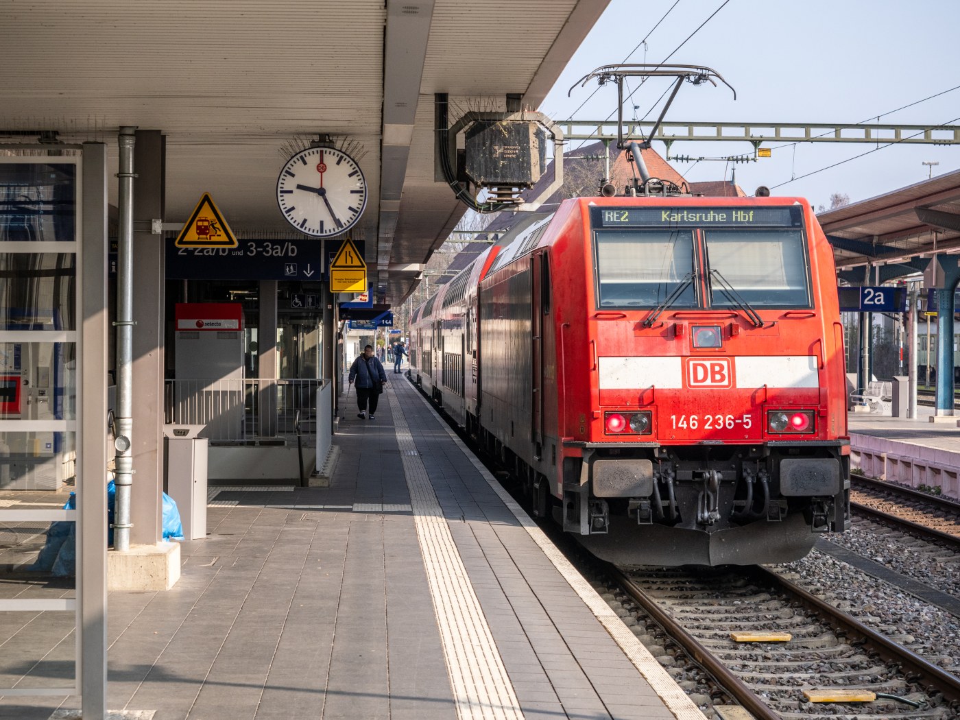 Regionalexpress im Bahnhof Konstanz