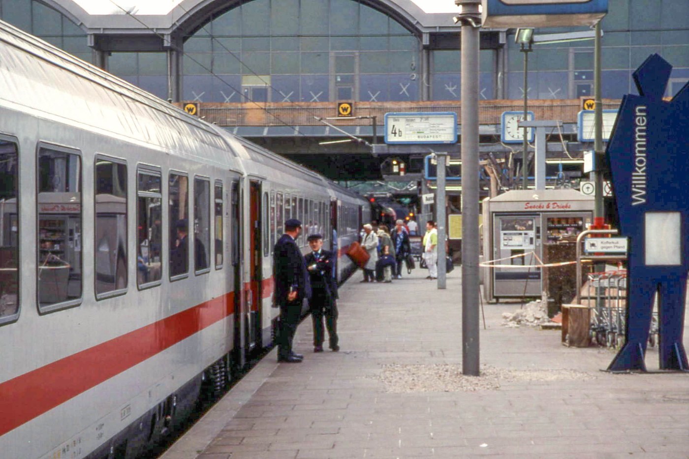 Bahnhof Mainz, Aufnahme von 2001