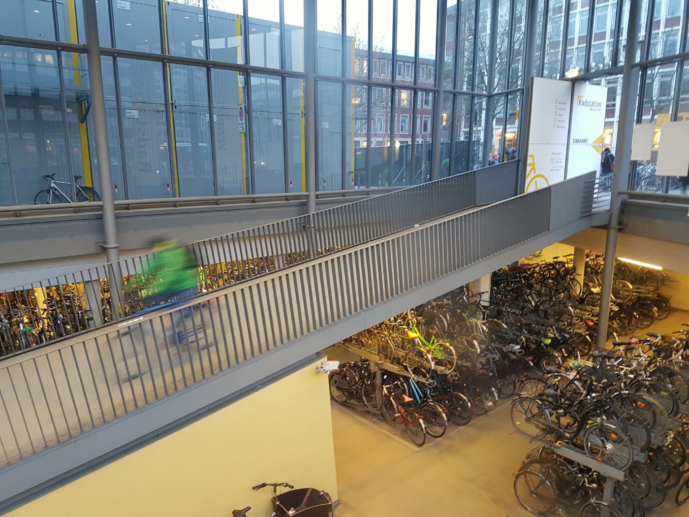 Fahrräder an der Radstation Münster