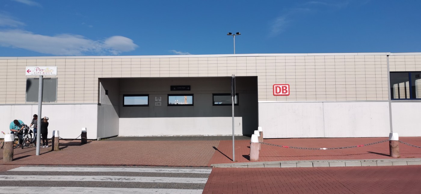 Bahnhof Norddeich Mole, Bahnsteig