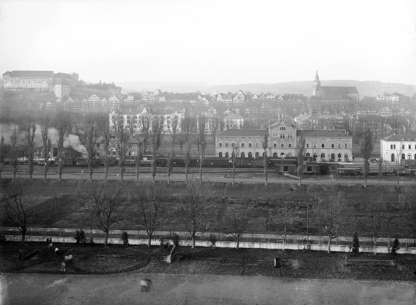 Historische Ansicht des Tübinger Bahnhofs von 1904