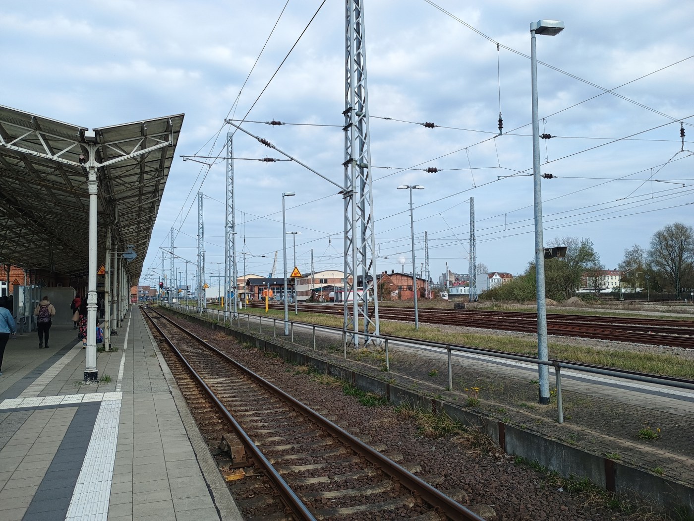 Bahnhof Wismar, Bahnsteig