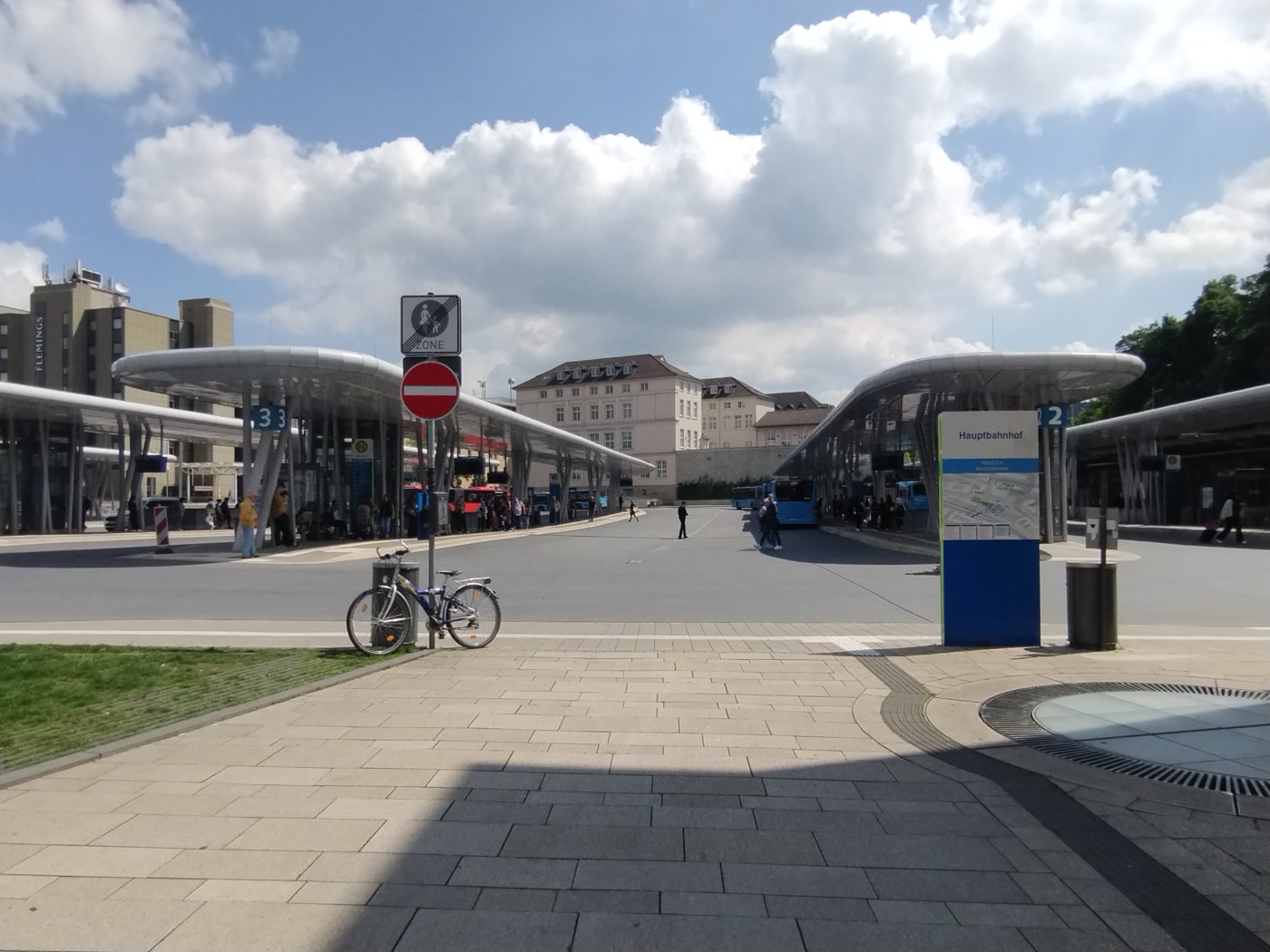 Busbahnhof Wuppertal Hauptbahnhof