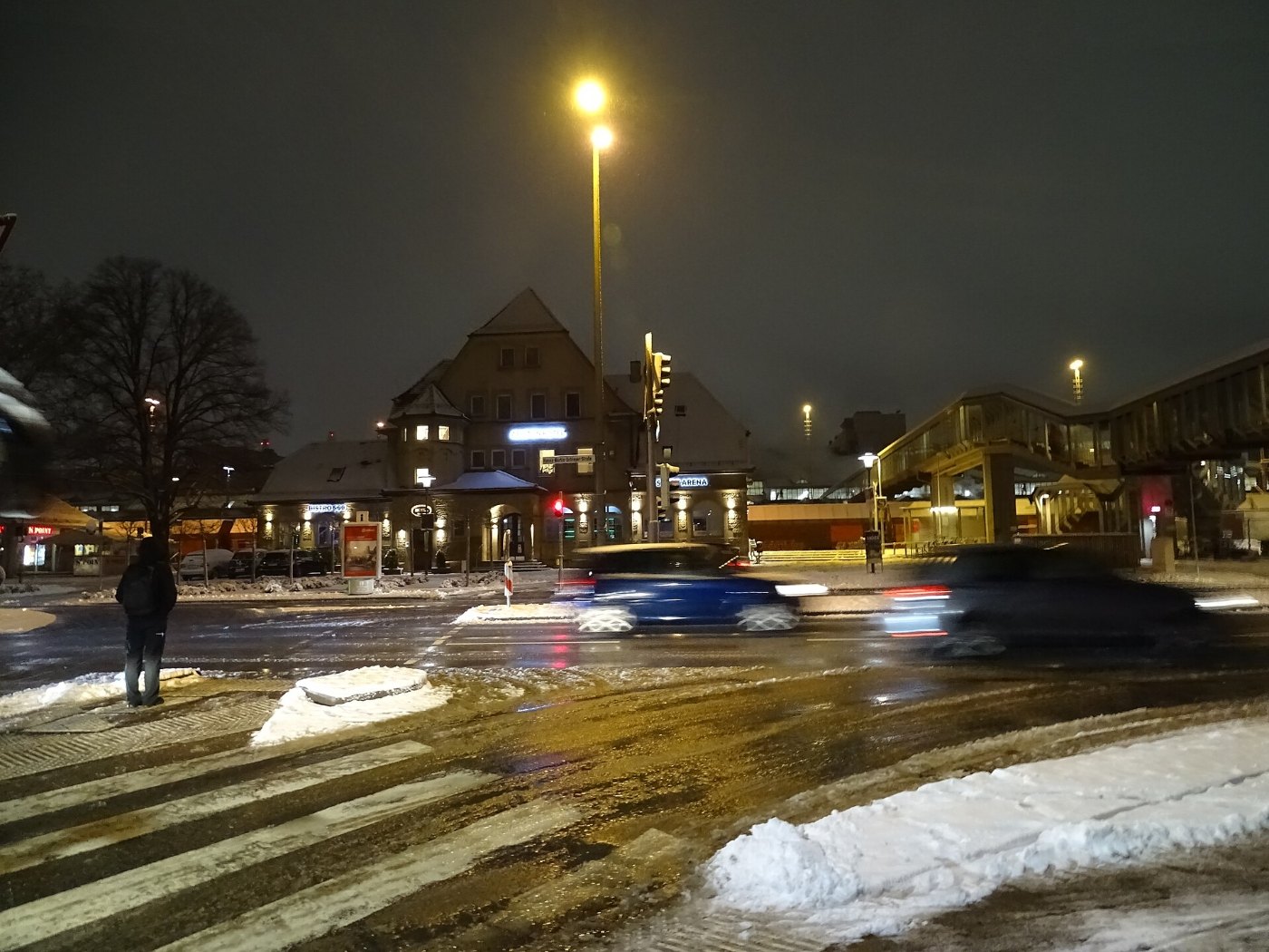 Bahnhof Sindelfingen at night 01