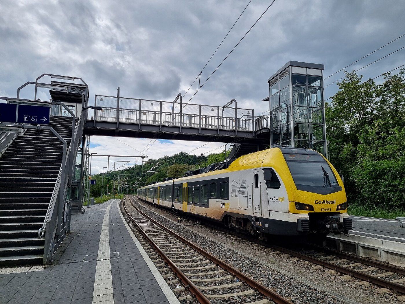 2024 Möckmühl Bahnhof Halt des RE8