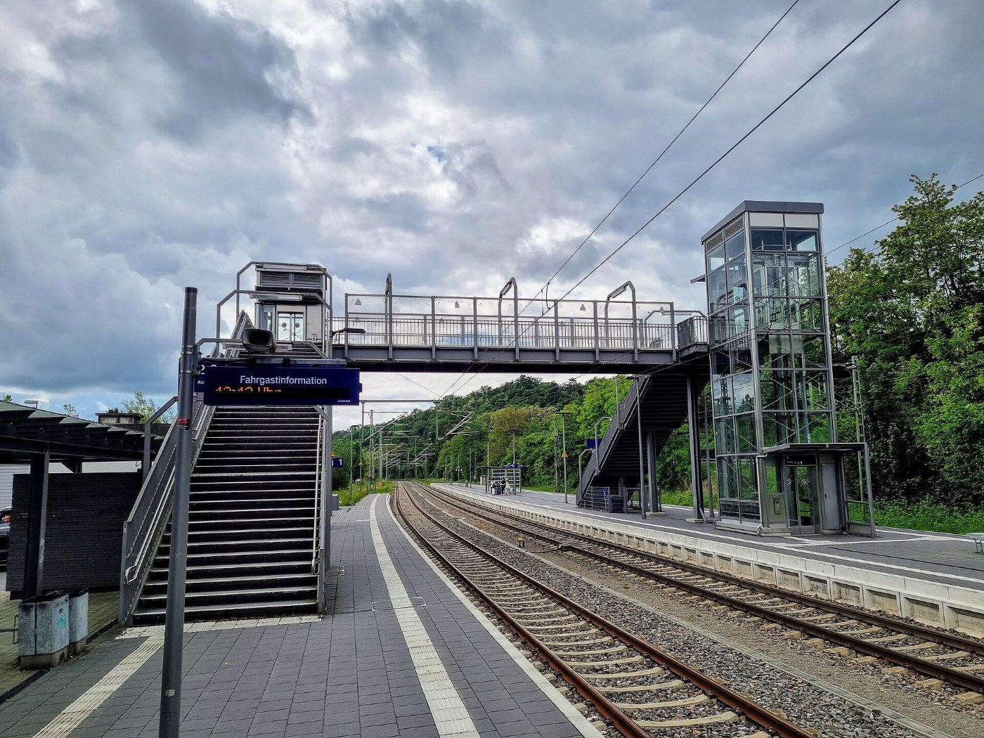 2024 Möckmühl Bahnhof Personenüberführung.heic