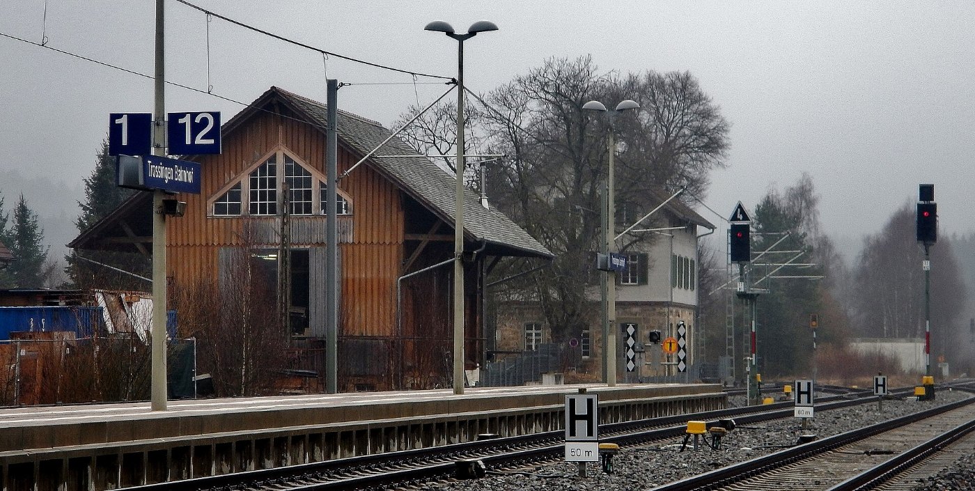 Beim 366 km langen Neckartalradweg, Trossingen Bahnhof panoramio