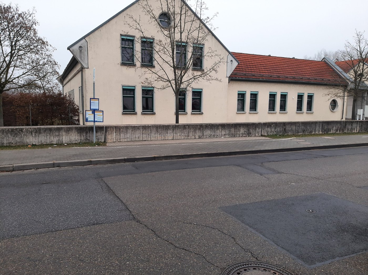 Oppenheim Bushalt Fährstraße