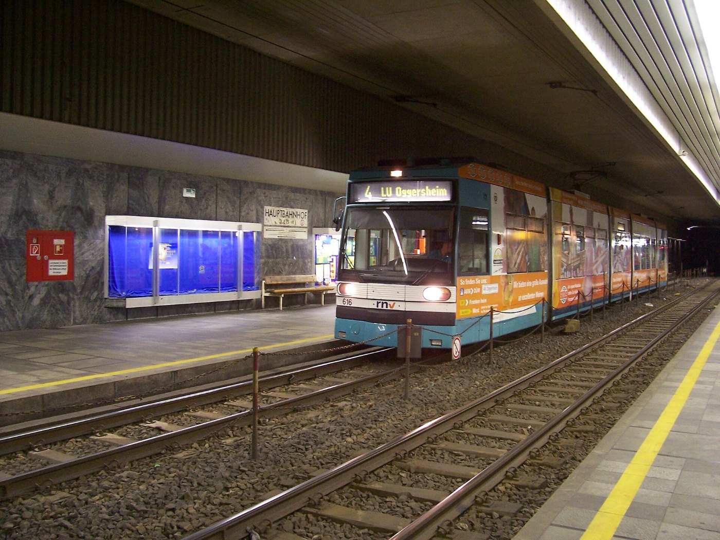 U Strassenbahn Haltestelle Ludwigshafen Hauptbahnhof 100 7065