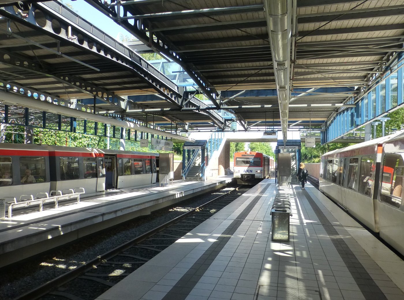 AKN at Norderstedt Mitte 01