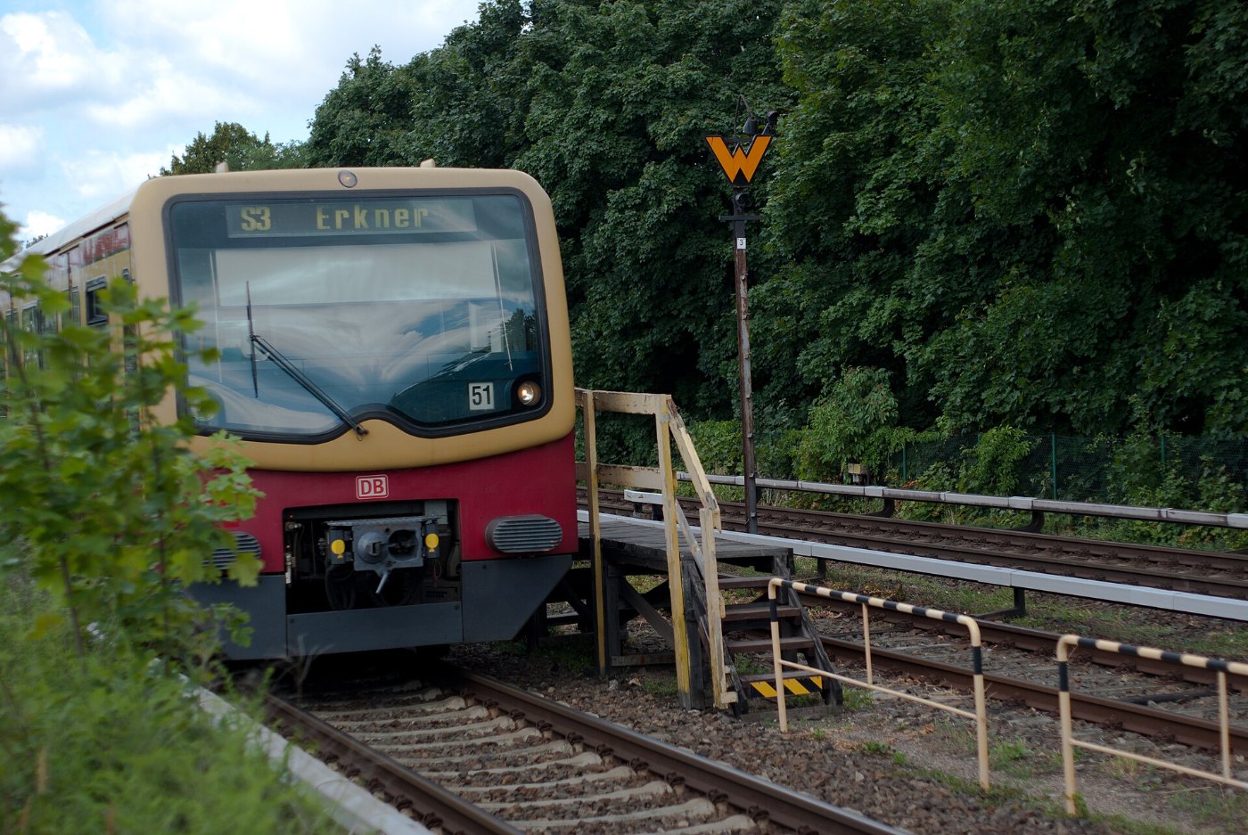 S3 am Bahnhof Karlshorst ()