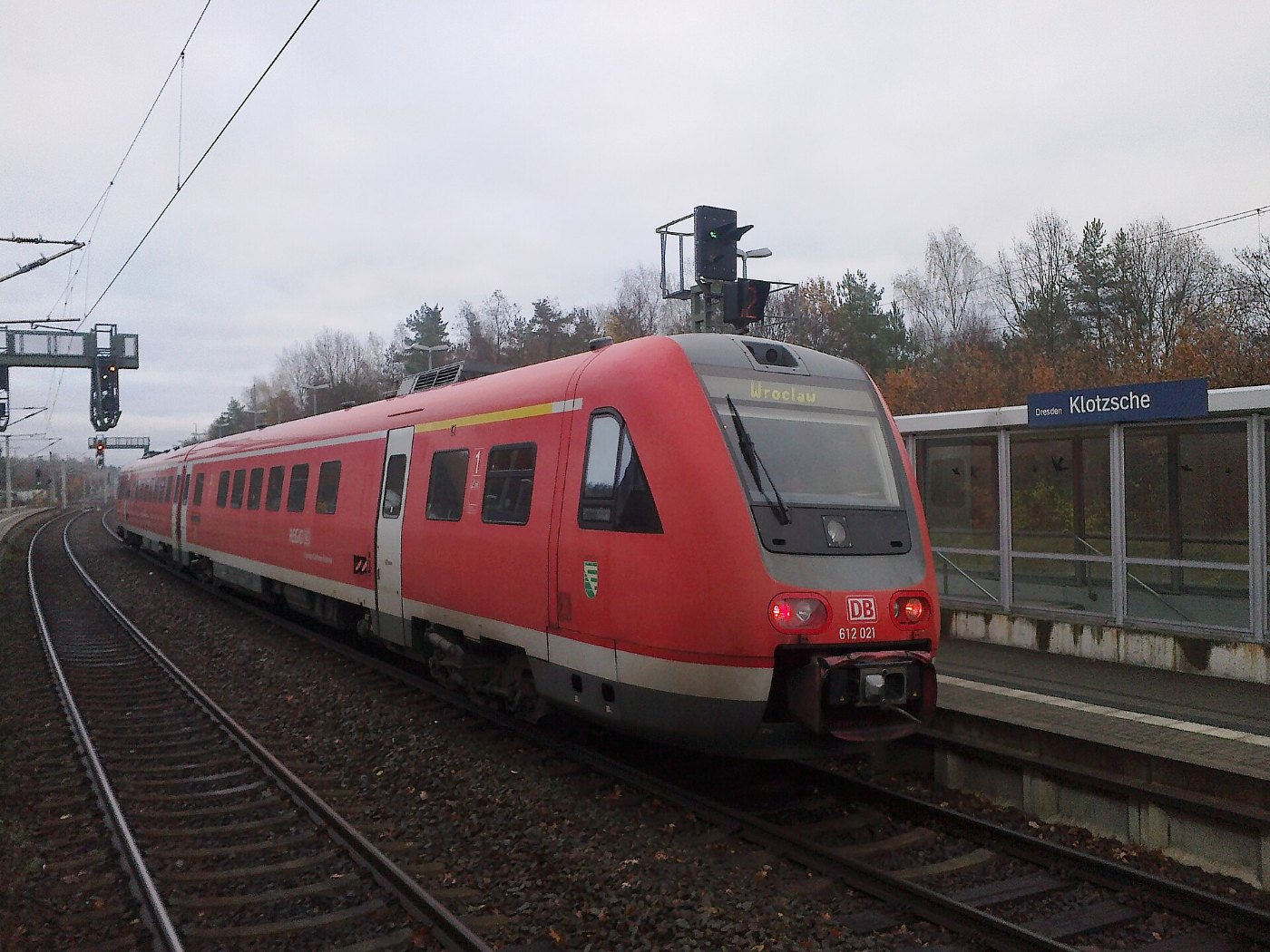 2013 11 21 Dresden Klotzsche VT 612 als Ersatztriebwagen im RE1 Dresden