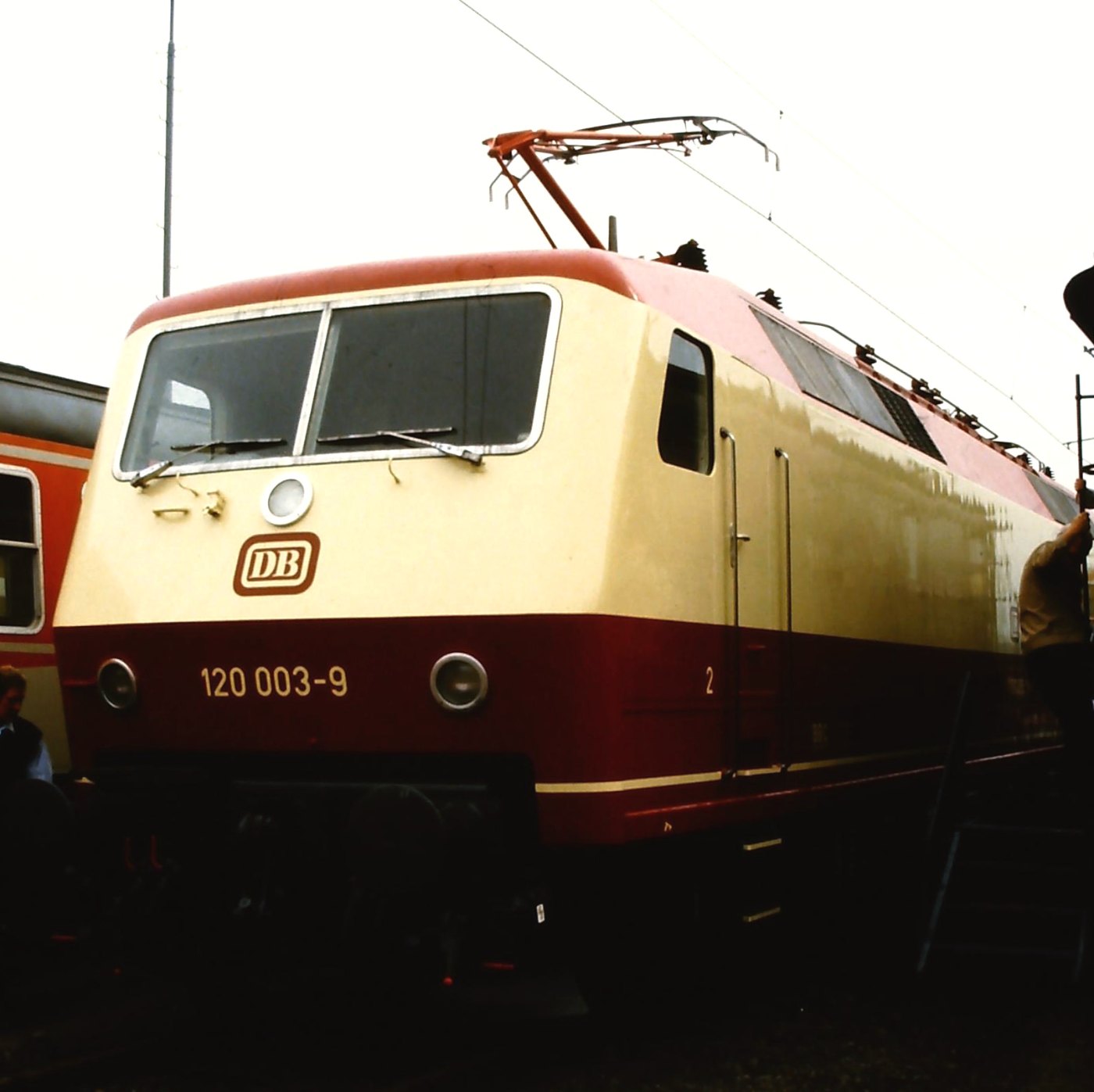 Baureihe 120 003