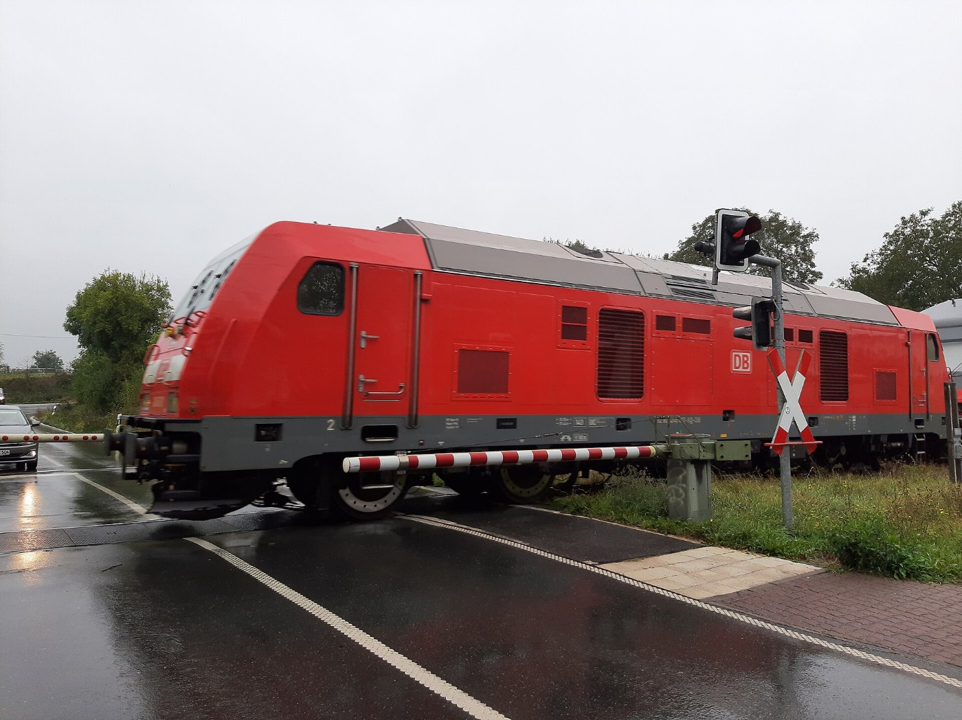 Diesellok am Bahnübergang Vilbeler Straße