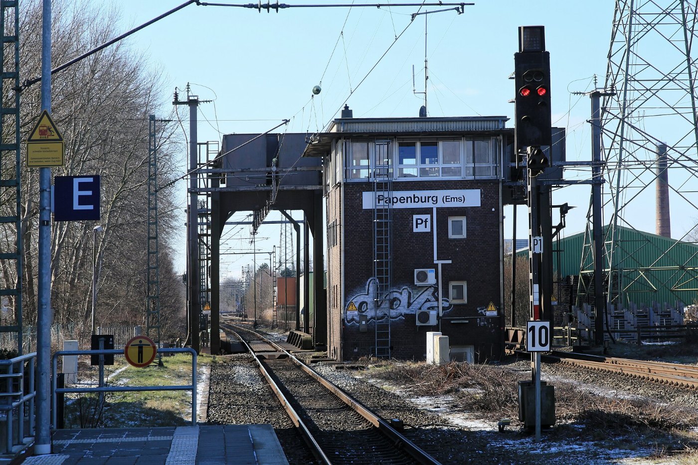 Papenburg An der Alten Werft Bahnbrücke + Stellwerk 04 ies