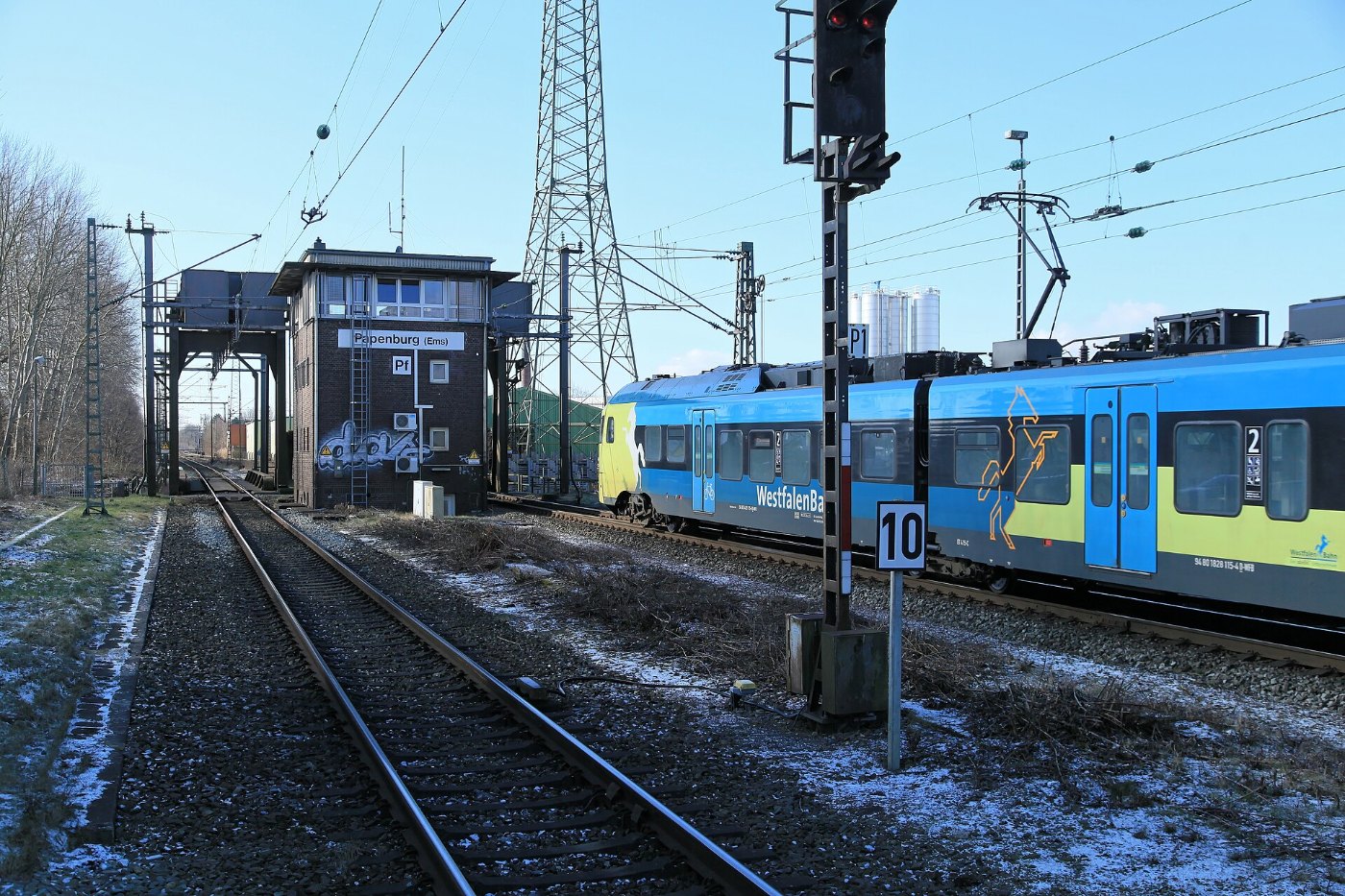 Papenburg An der Alten Werft Bahnbrücke + Stellwerk 06 ies