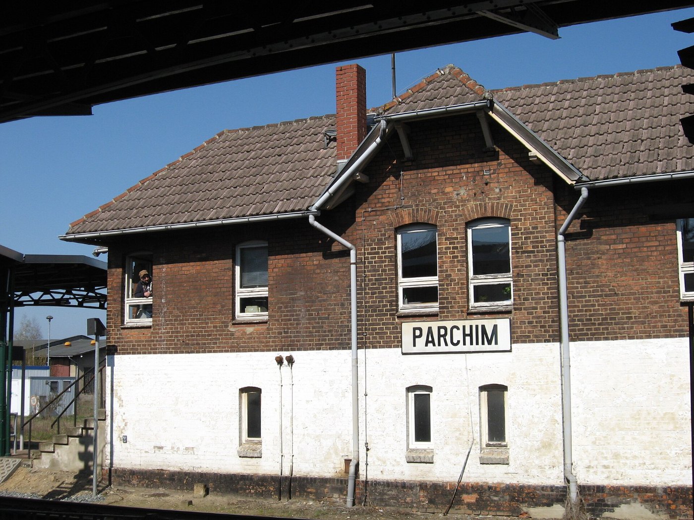 Parchim station building