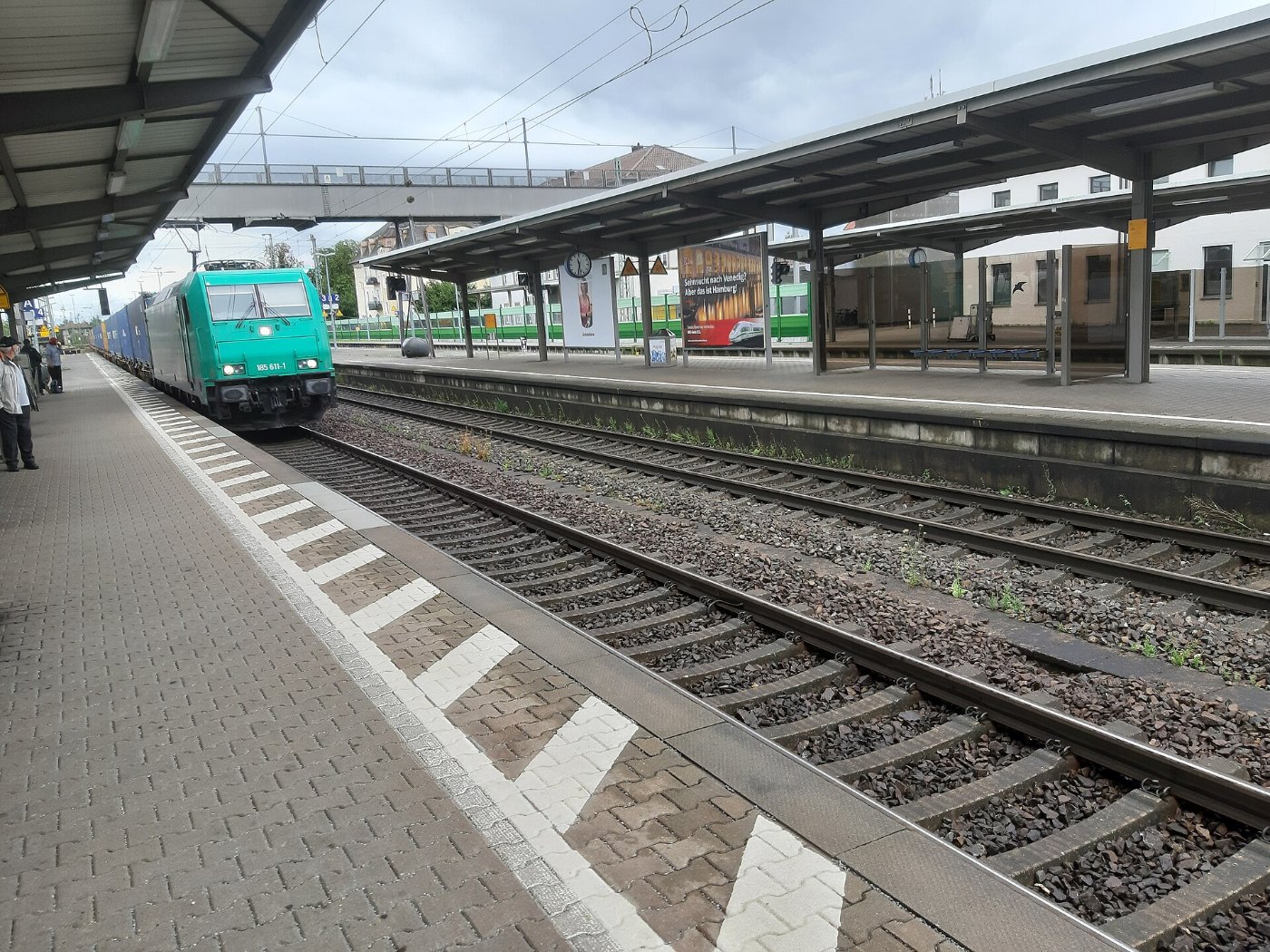 Am Bahnsteig in Plattling, August 2020