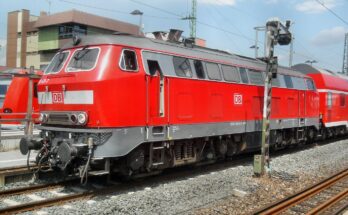 Regionalexpress mit Baureihe 218 im Wormser Hauptbahnhof