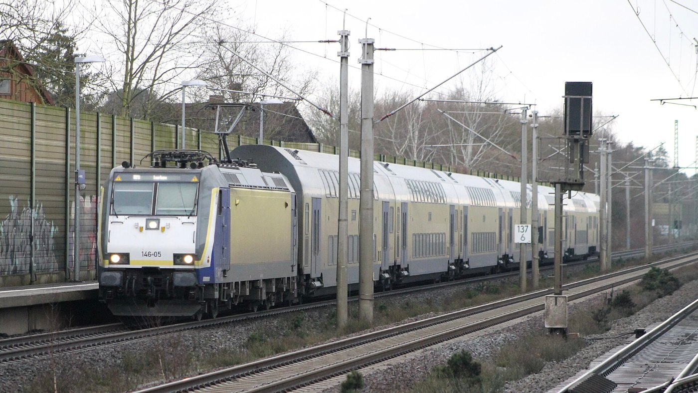 Metronom mit Baureihe 146 in Bardowick