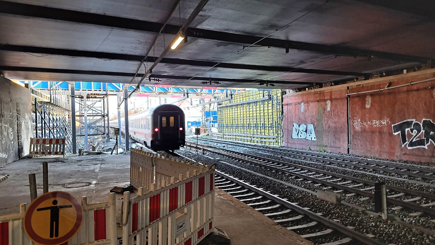 Intercity im Hauptbahnhof Osnabrück