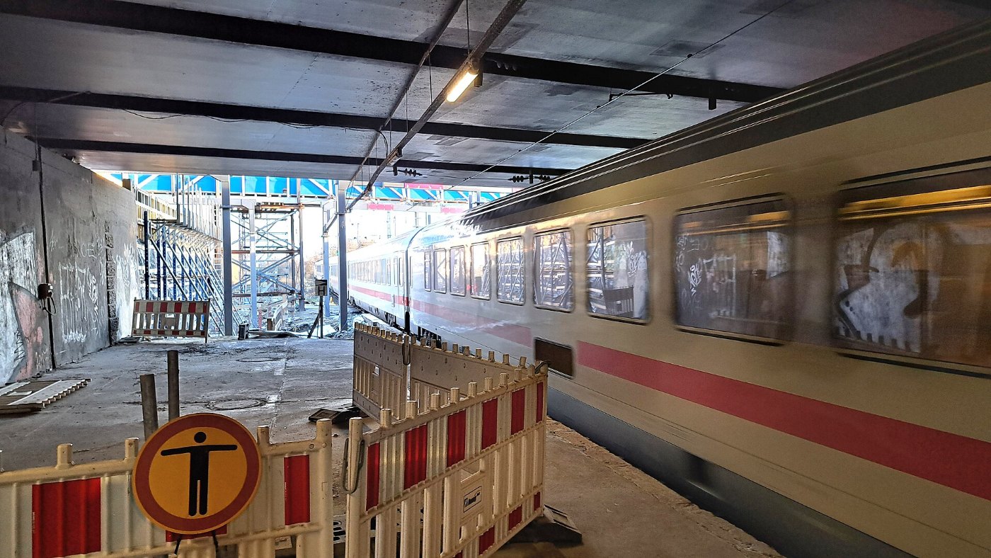 Intercity im Hauptbahnhof Osnabrück
