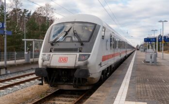 Intercity im Ostseebad Binz