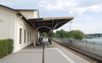 Bahnsteig am Bahnhof Plön