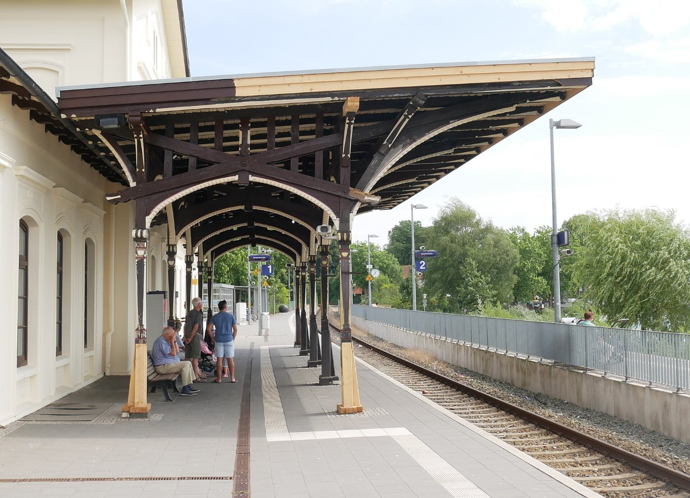 Bahnsteig am Bahnhof Plön