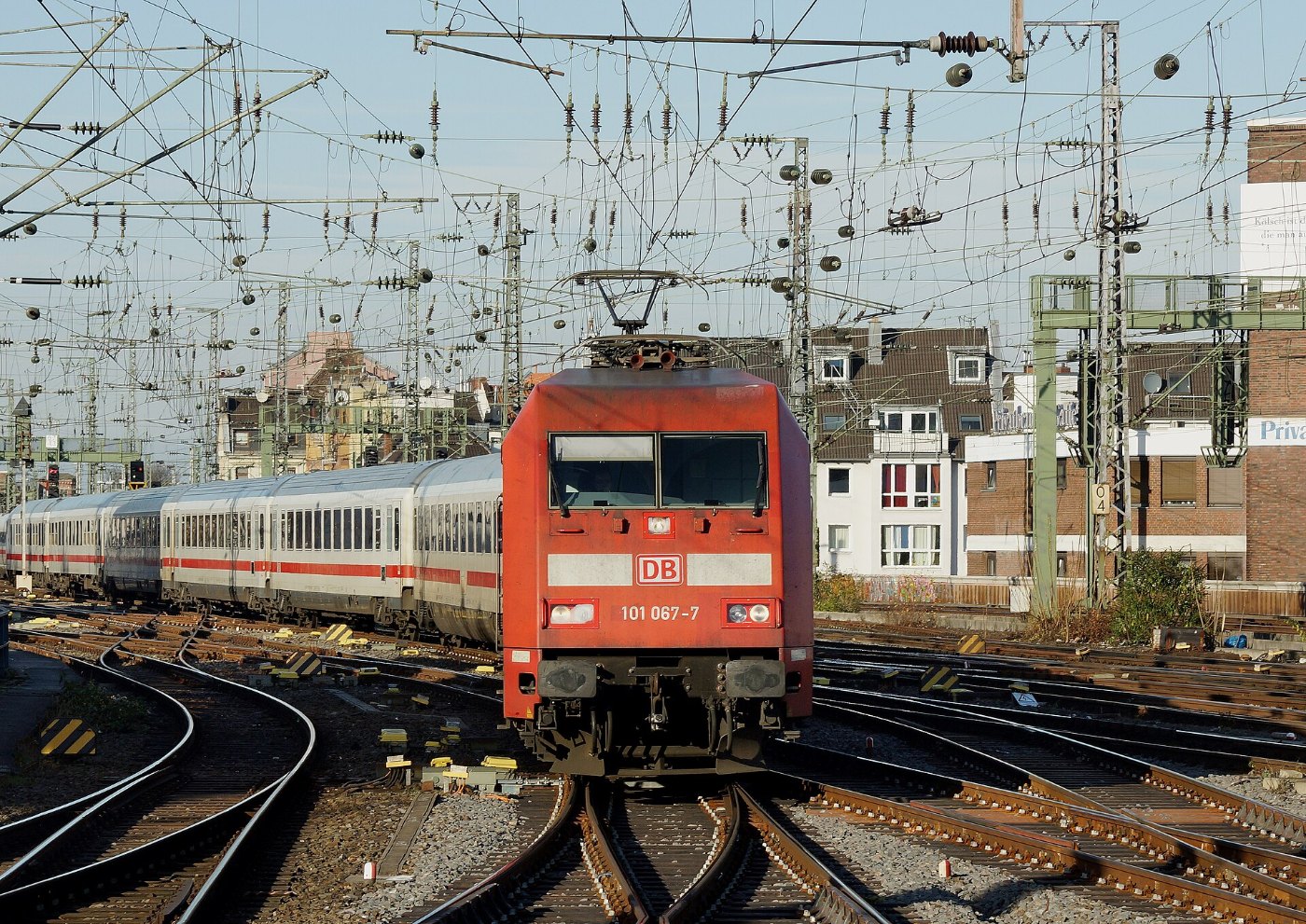 Baureihe 101 im Kölner Hauptbahnhof
