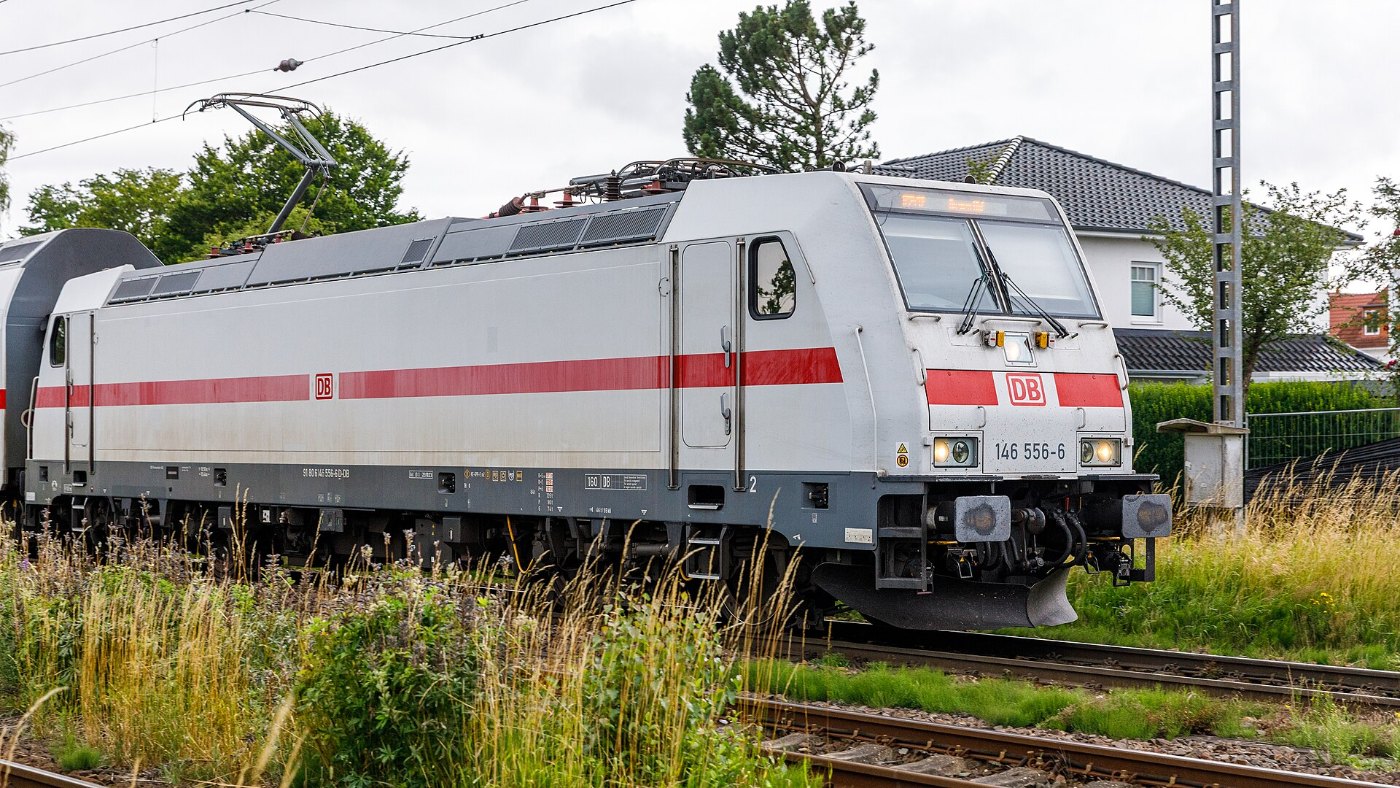 Baureihe 146 als Intercity-Lok in Bad Zwischenahn