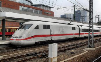 ICE 1 im Berliner Ostbahnhof