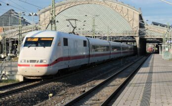 ICE 1 im Bahnhof Dresden-Neustadt