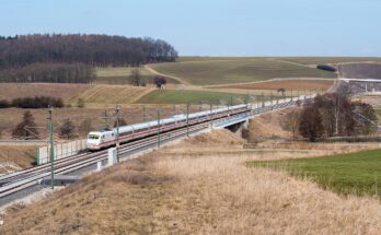 ICE 1 auf der Stadelbachbrücke